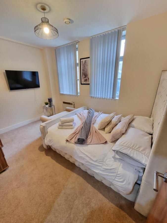 2 Bedroom - City Centre Location - Perfect For Family'S Bradford (West Yorkshire) Exterior foto
